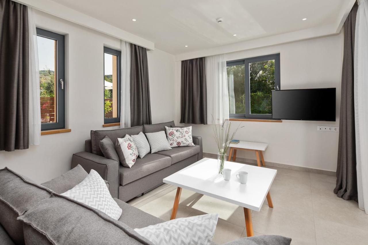 Perithia Suites Ngoại thất bức ảnh