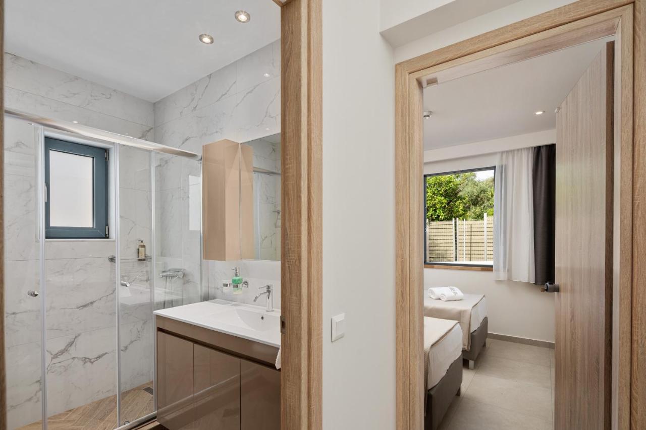 Perithia Suites Ngoại thất bức ảnh